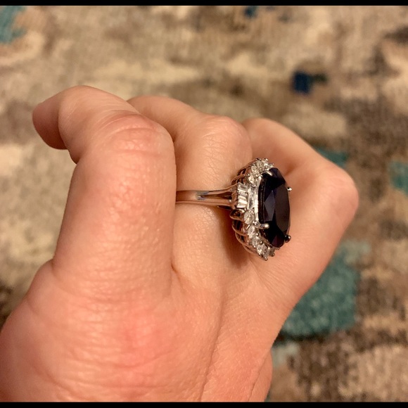 SHOW STOPPER! Sapphire and Diamond 14k White Gold - Picture 3 of 5